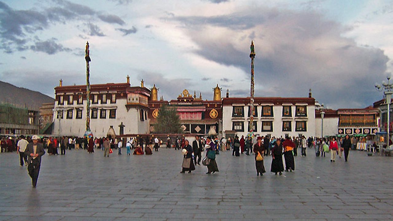 Lhasa Johkang 1