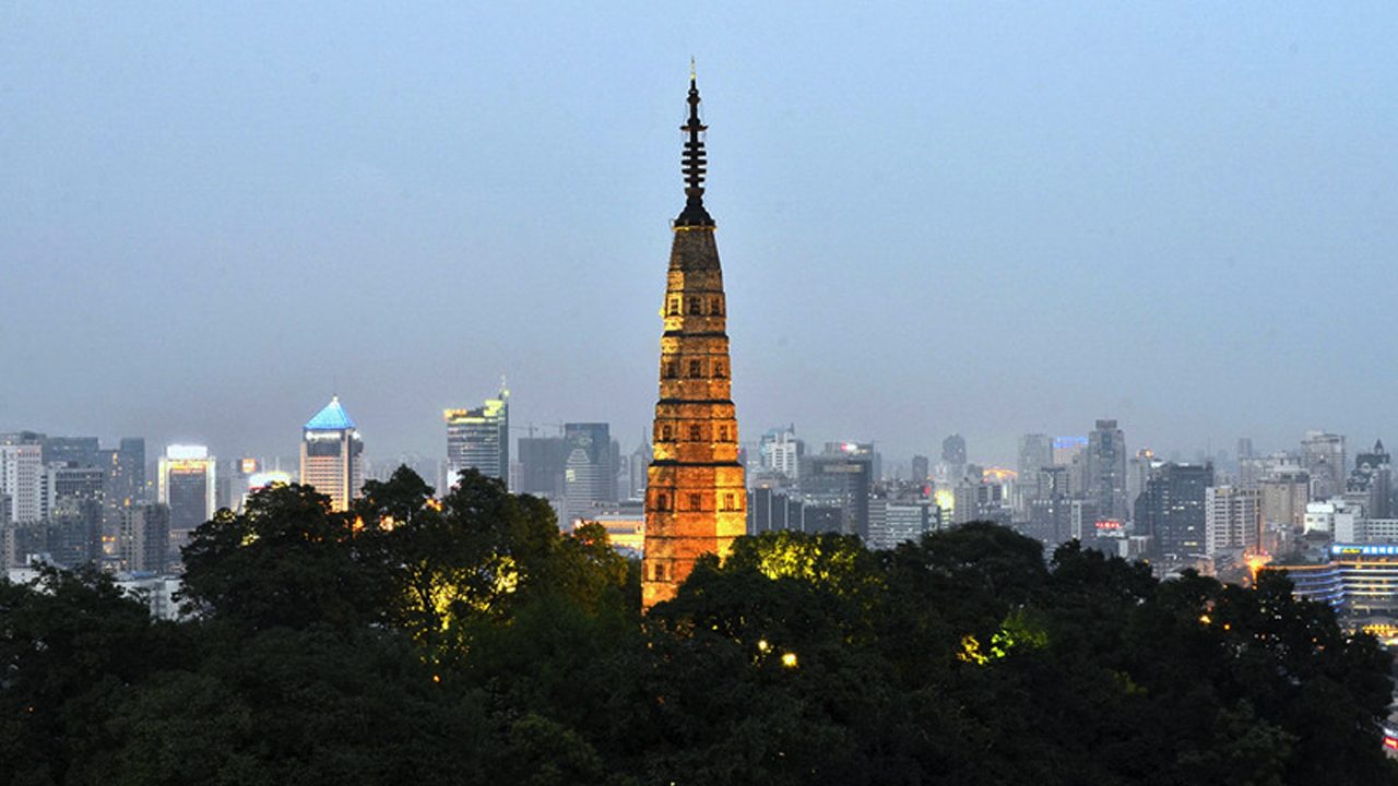 Pagoda De Baochu 1