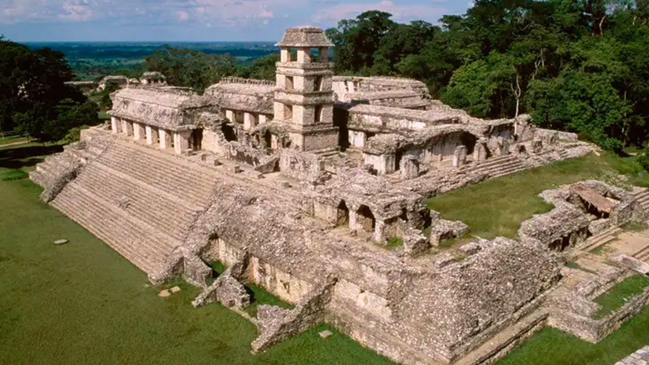 Palenquew Palacio